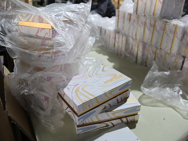 化妝品包裝盒定做