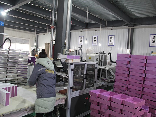 包裝盒廠家直述----降低包裝盒成本的三大創意思維