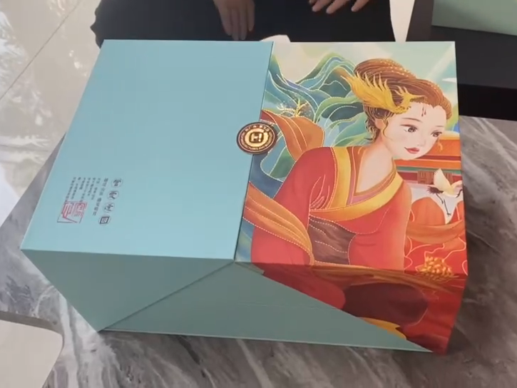 有哪些實用走心又高級的新年禮盒？