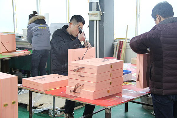 化妝刷包裝盒生產