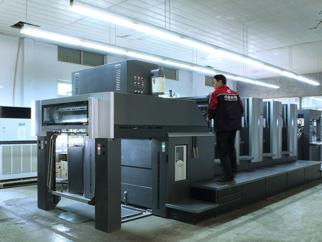 點創(chuàng)包裝盒定制廠家：彩盒UV印刷常見問題及解決方法