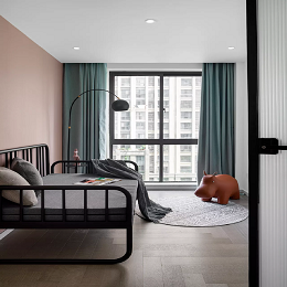 �����{��140�O���W�L���b��